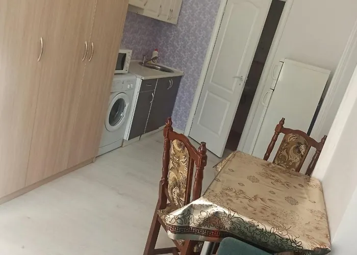 Of Franka Street. * Λβιβ