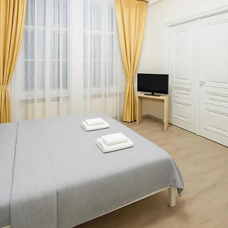 Of Franka Street. Апартаменти Львів