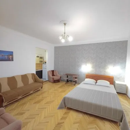 Of Franka Street. Lägenhet Lviv